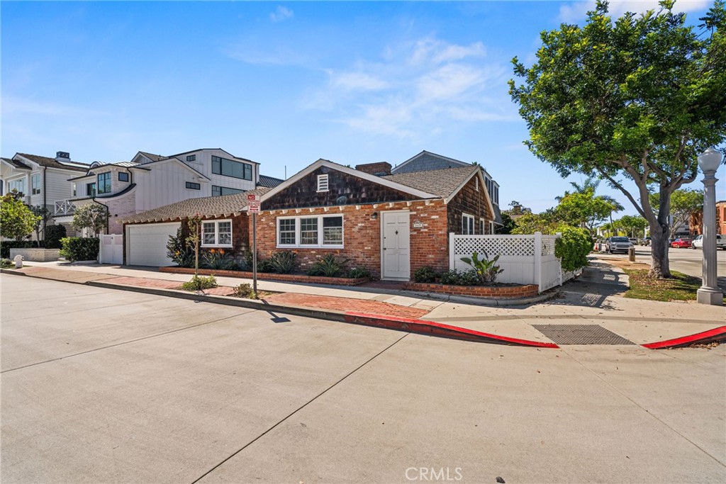 449 M Street, Newport Beach CA 92661 - photo 2