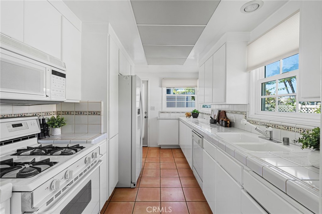 449 M Street, Newport Beach CA 92661 - photo 8