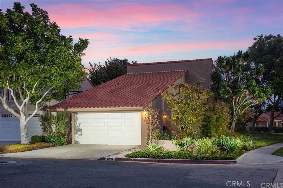 470 Vista Trucha, Newport Beach CA 92660 - photo 2