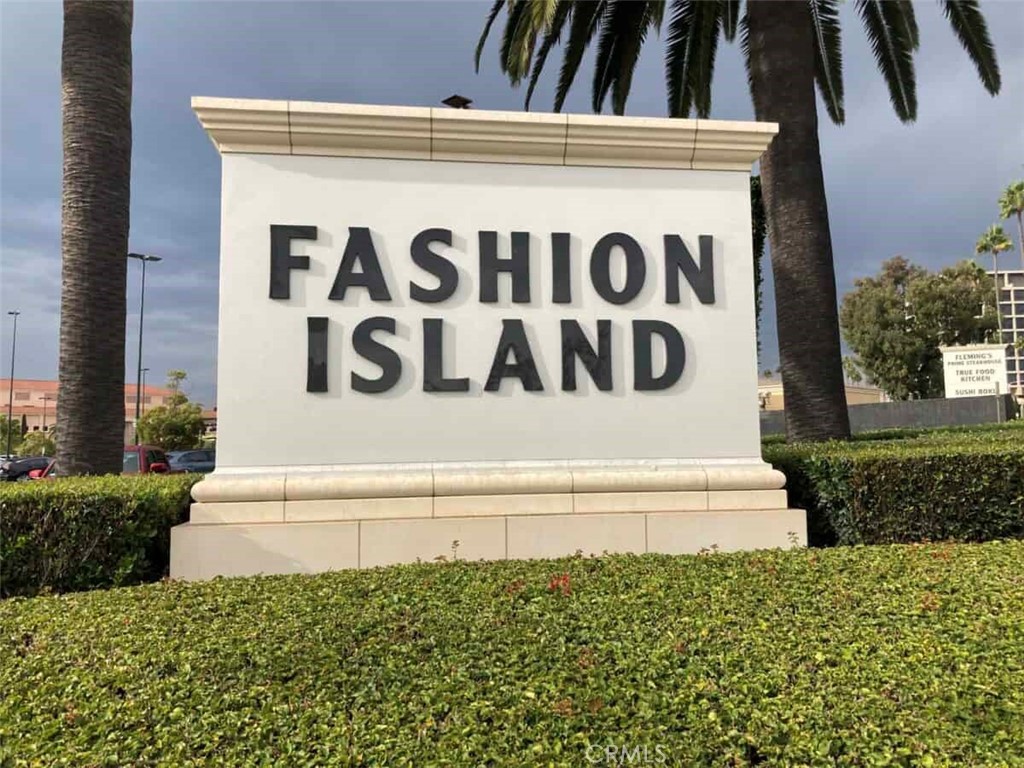 Fashion Island - 4802 Neptune Ave, Newport Beach CA 92663 - photo 7