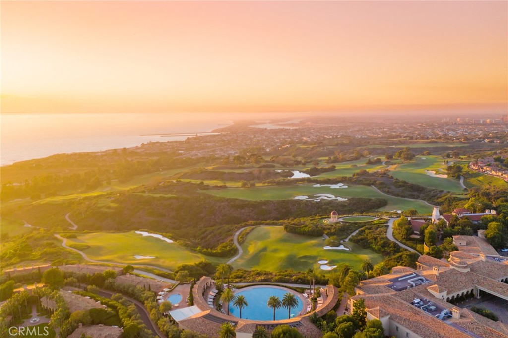 Pelican Hill Golf Course and Resort - 4802 Neptune Ave, Newport Beach CA 92663 - photo 16