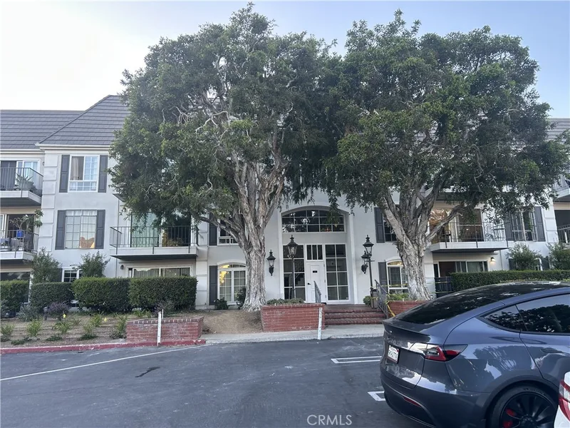 500 Cagney 208, Newport Beach