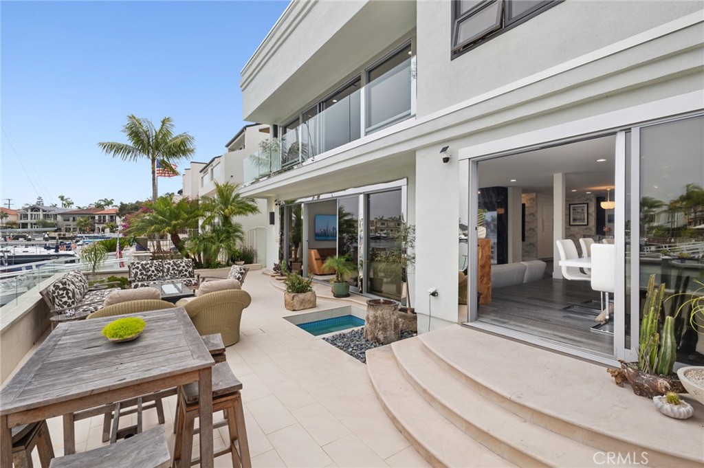 500 Harbor Island Drive, Newport Beach CA 92660 - photo 16