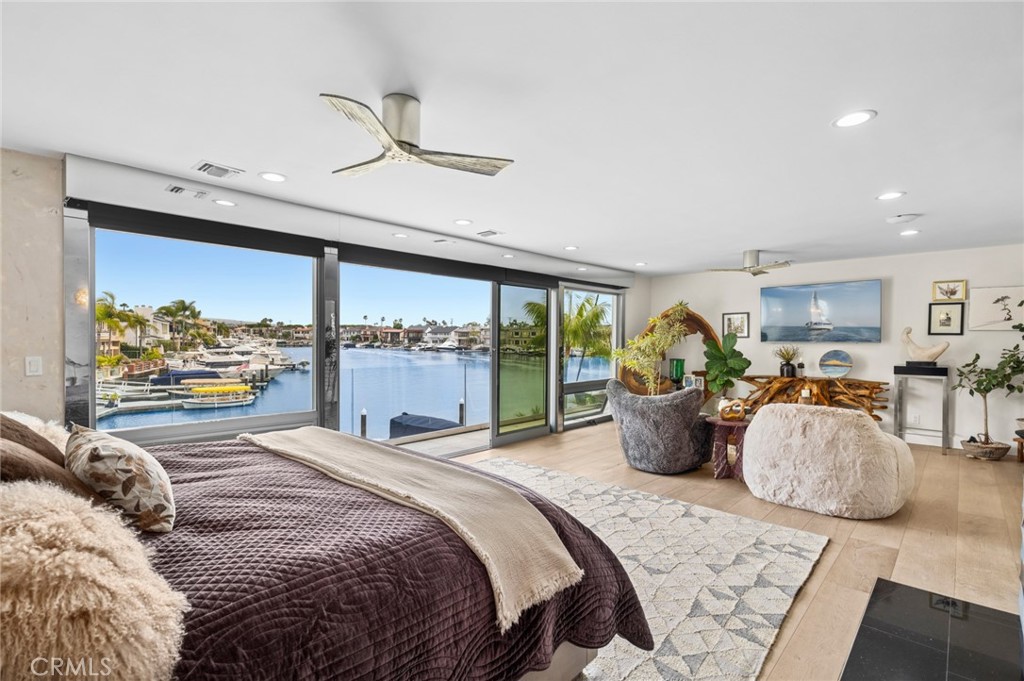 500 Harbor Island Drive, Newport Beach CA 92660 - photo 31