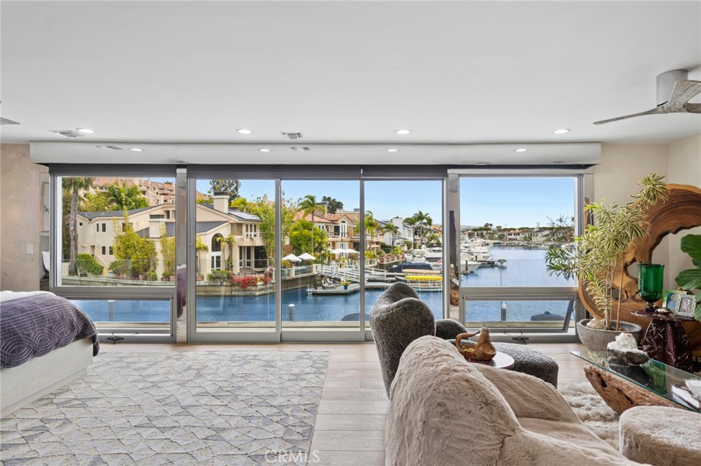 500 Harbor Island Drive, Newport Beach CA 92660 - photo 33