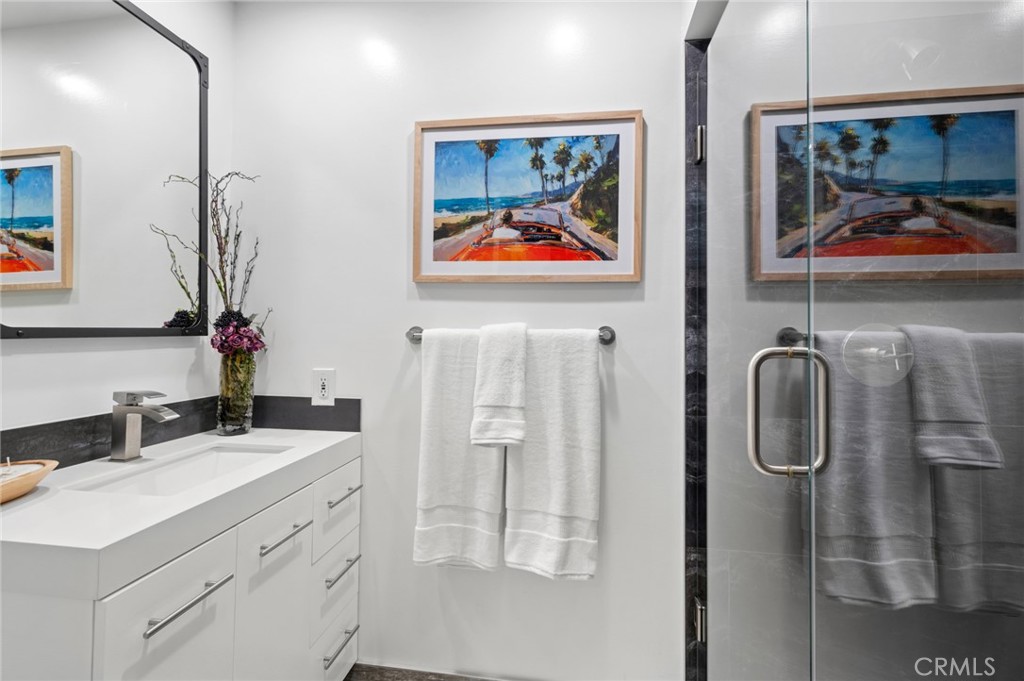 500 Harbor Island Drive, Newport Beach CA 92660 - photo 47