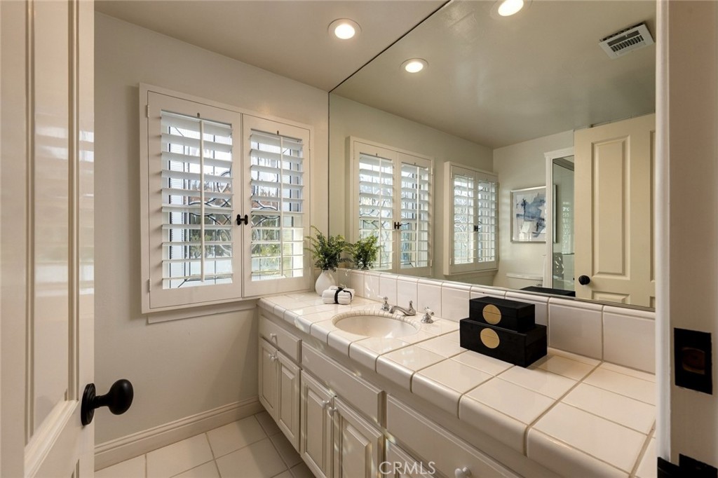 500 Via Lido Nord, Newport Beach CA 92663 - photo 42