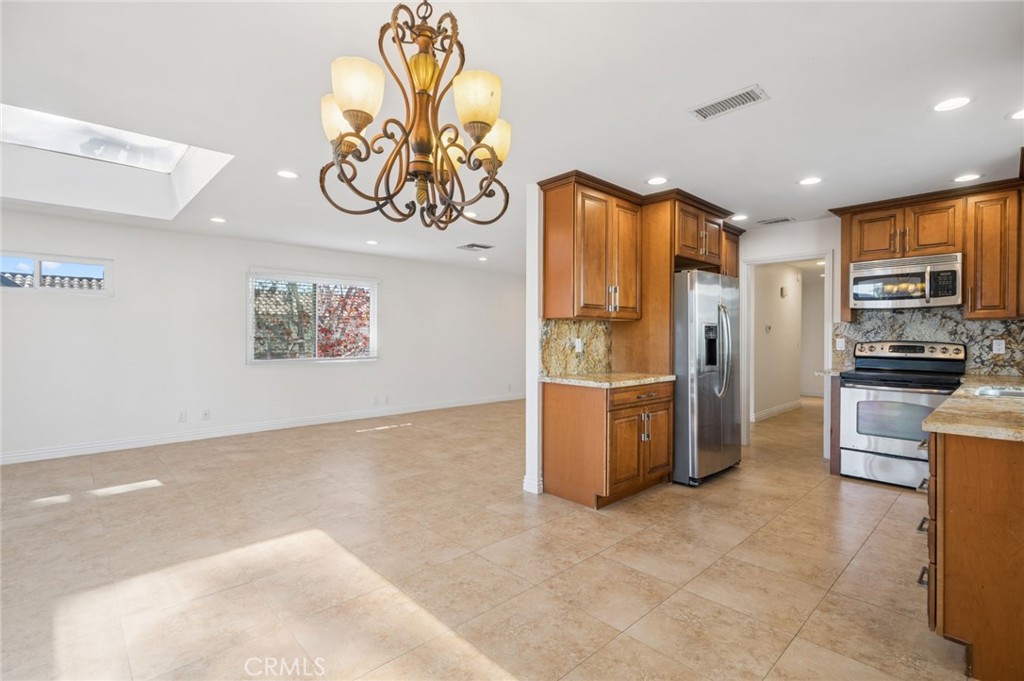 501 Marguerite B, Newport Beach CA 92625 - photo 11