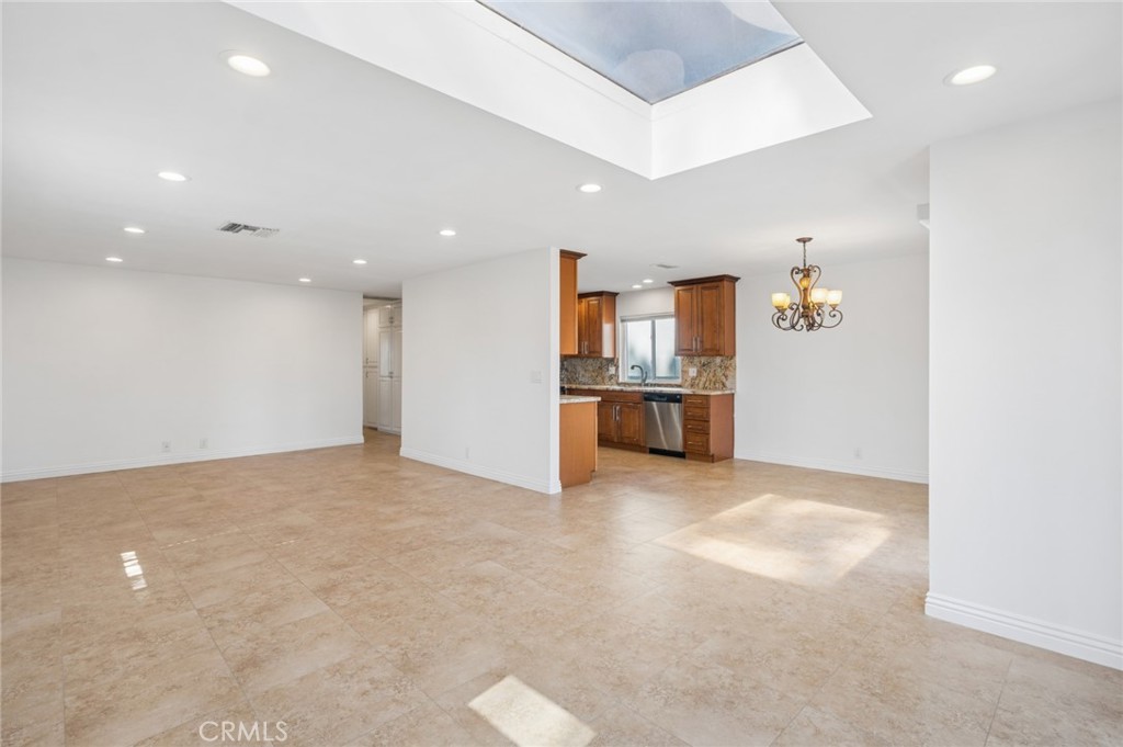 501 Marguerite B, Newport Beach CA 92625 - photo 12