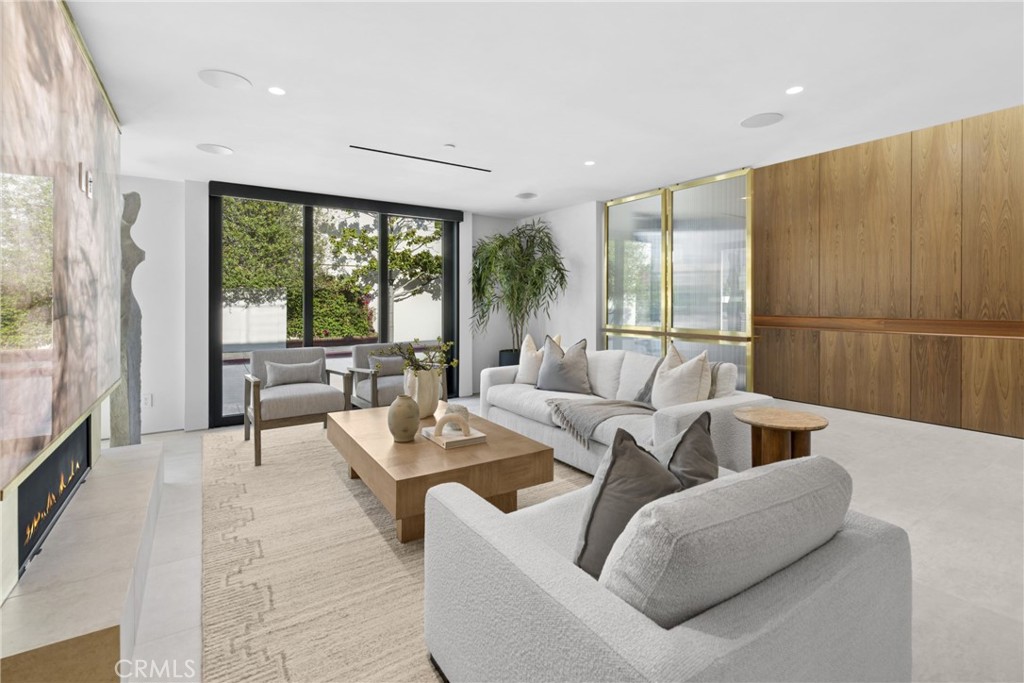 503 J, Newport Beach CA 92661 - photo 3