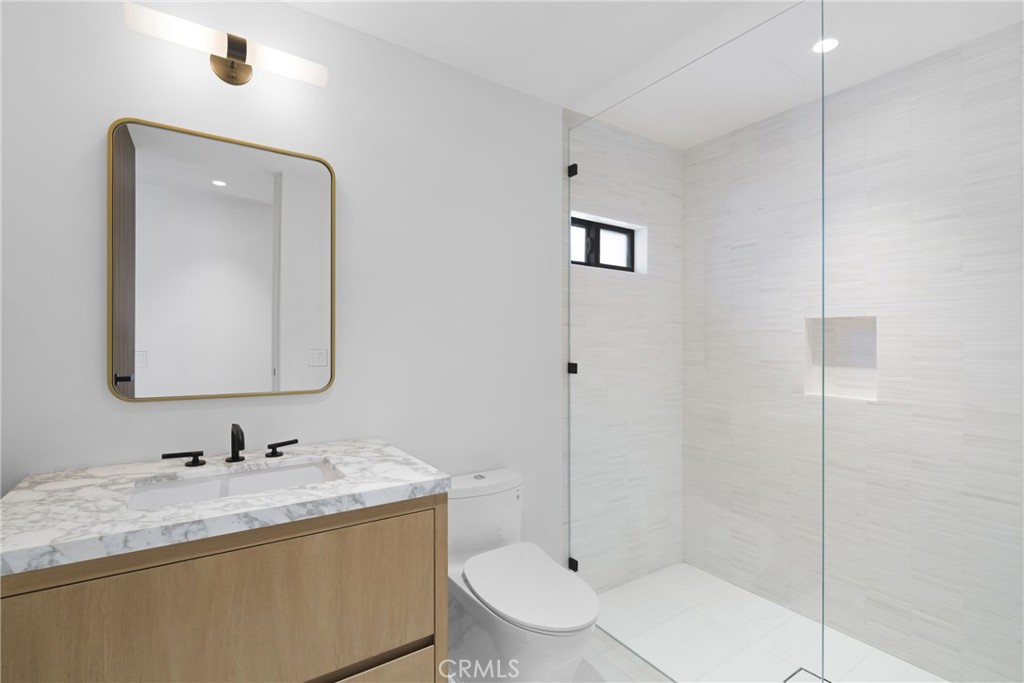 503 J, Newport Beach CA 92661 - photo 40