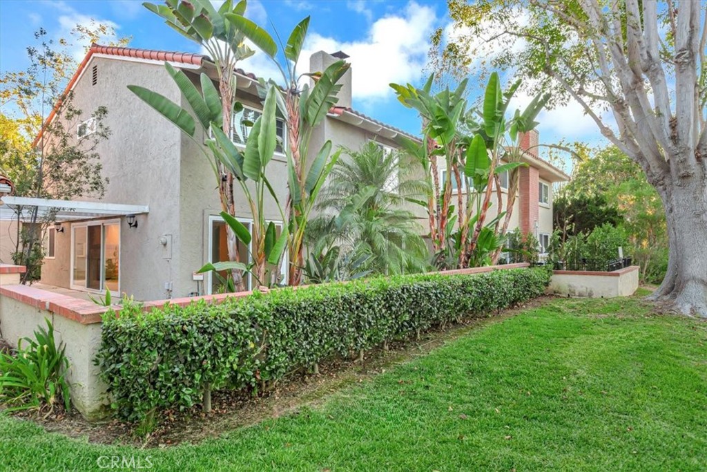 504 Cancha, Newport Beach CA 92660 - photo 2