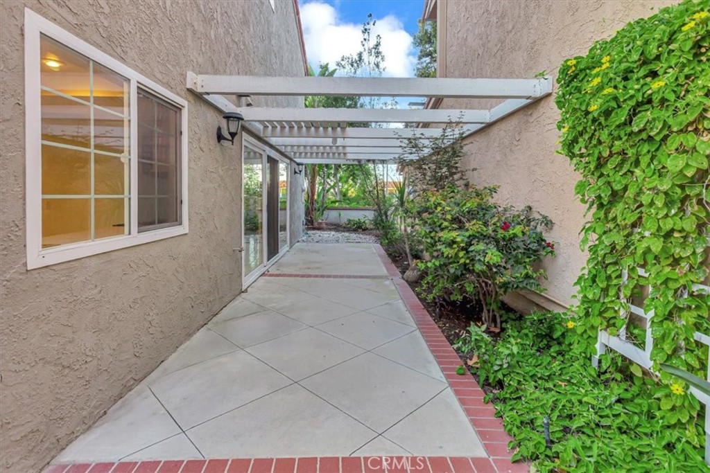 504 Cancha, Newport Beach CA 92660 - photo 24