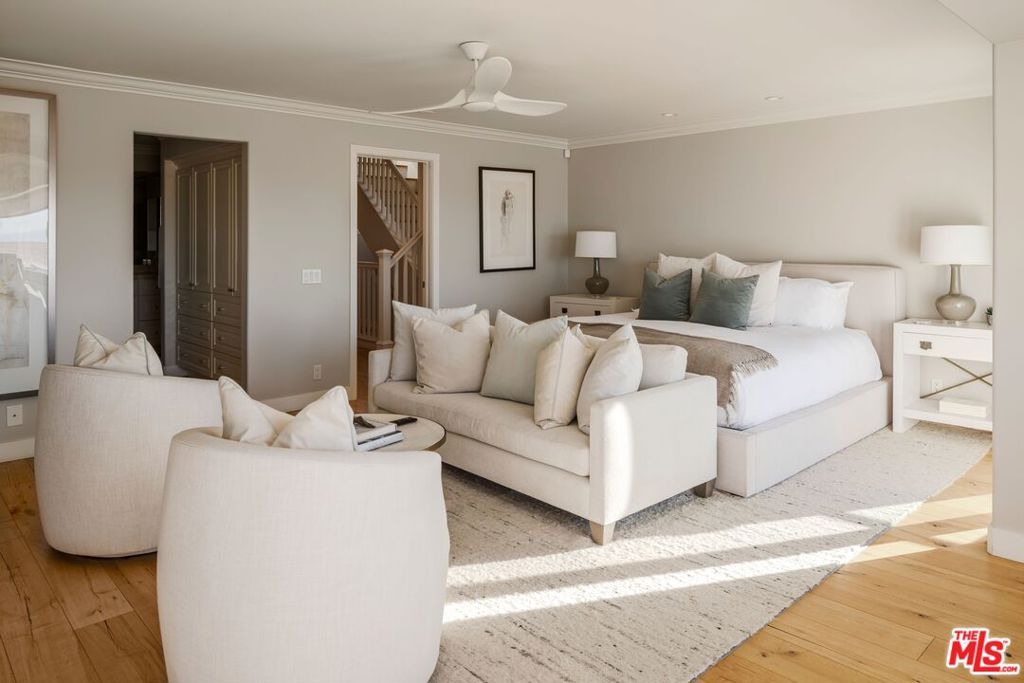 506 W Oceanfront 2, Newport Beach CA 92661 - photo 15