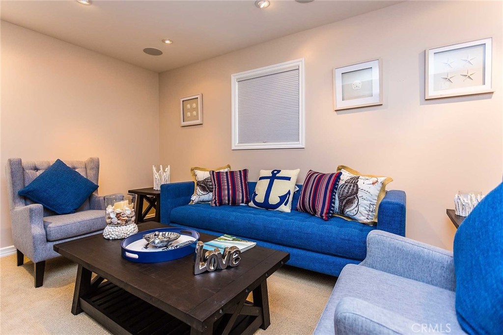 507 J St, Newport Beach CA 92661 - photo 7