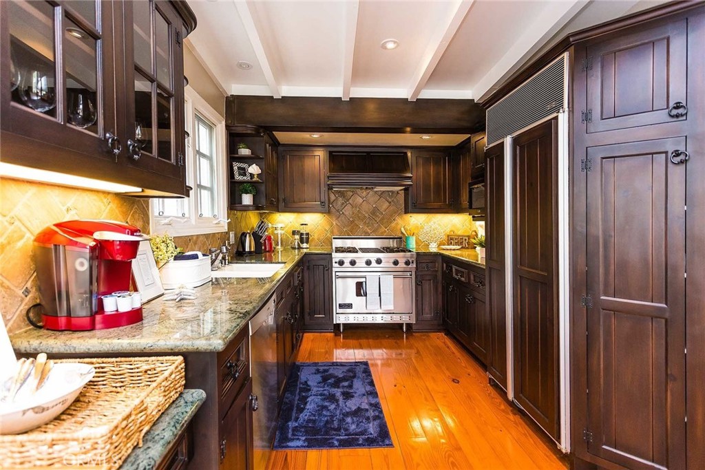 507 J St, Newport Beach CA 92661 - photo 9