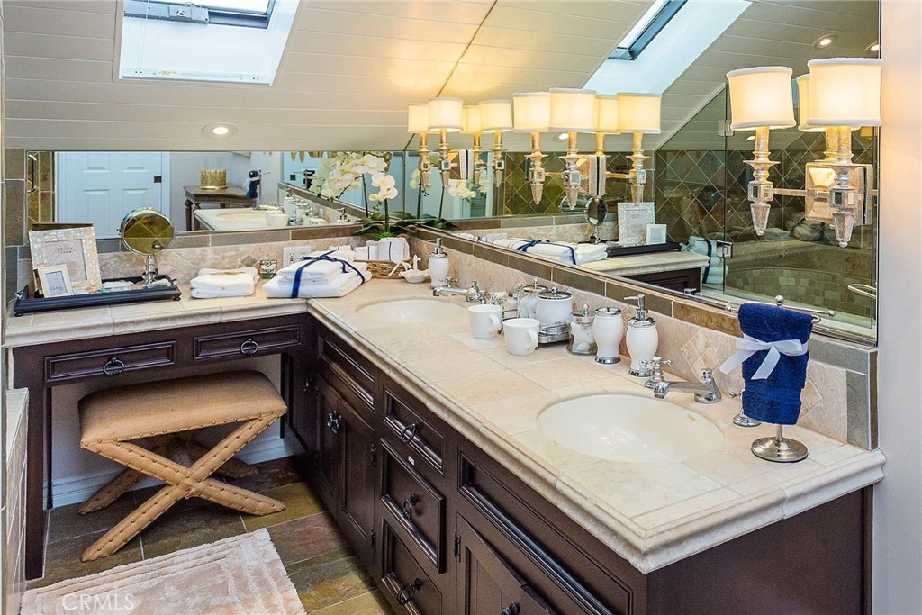 507 J St, Newport Beach CA 92661 - photo 20