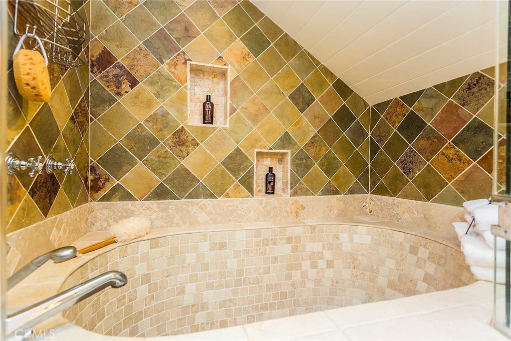 507 J St, Newport Beach CA 92661 - photo 23