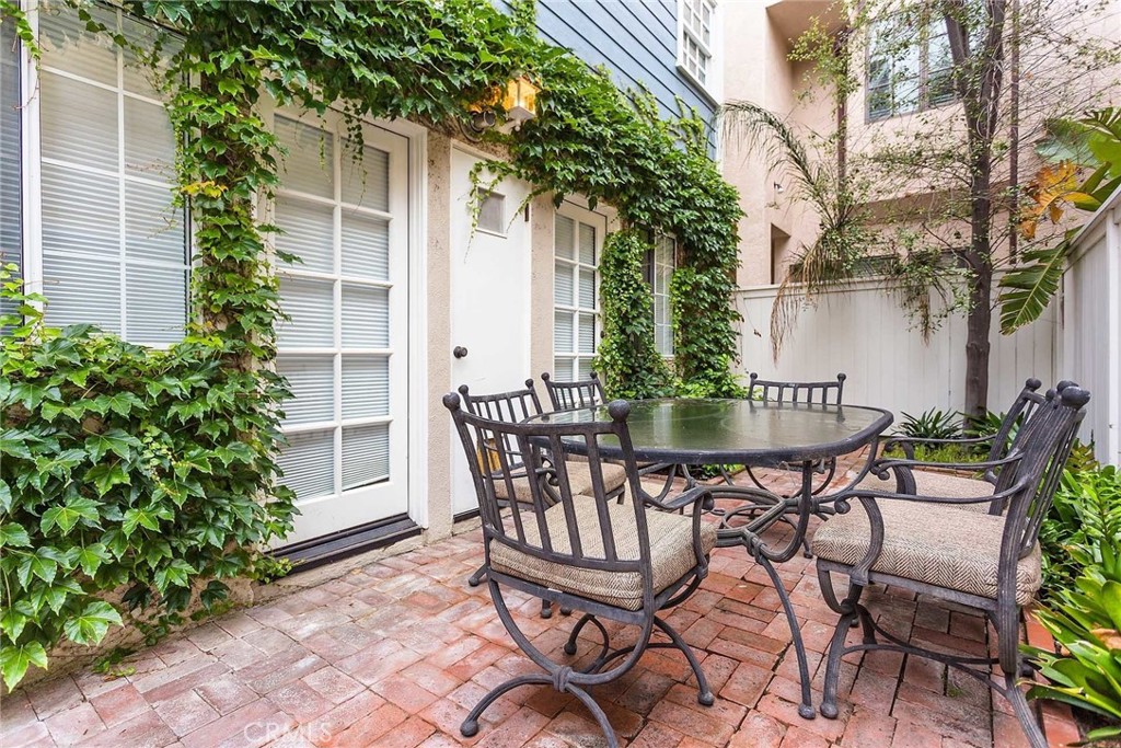 507 J St, Newport Beach CA 92661 - photo 27