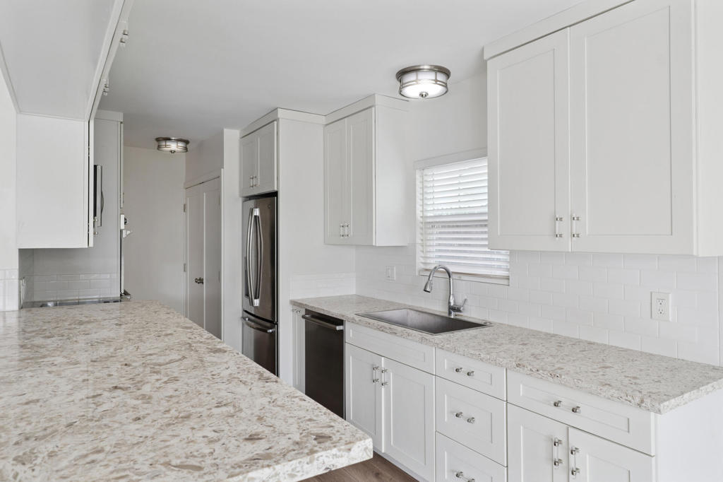 10Web - 5119 River Avenue, Newport Beach CA 92663 - photo 6