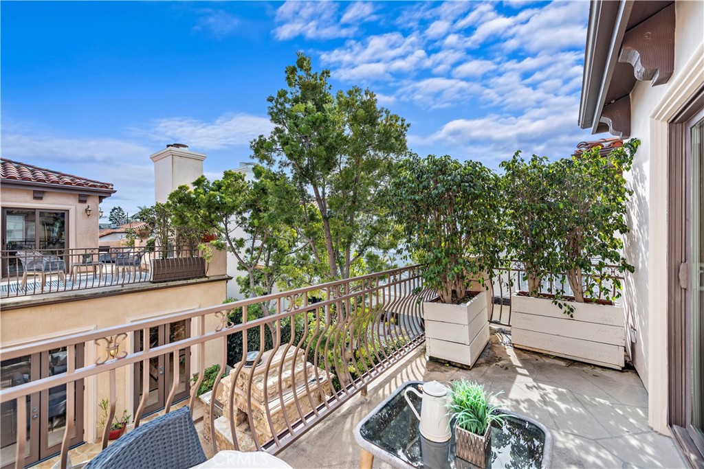 514 Westminster, Newport Beach CA 92663 - photo 57