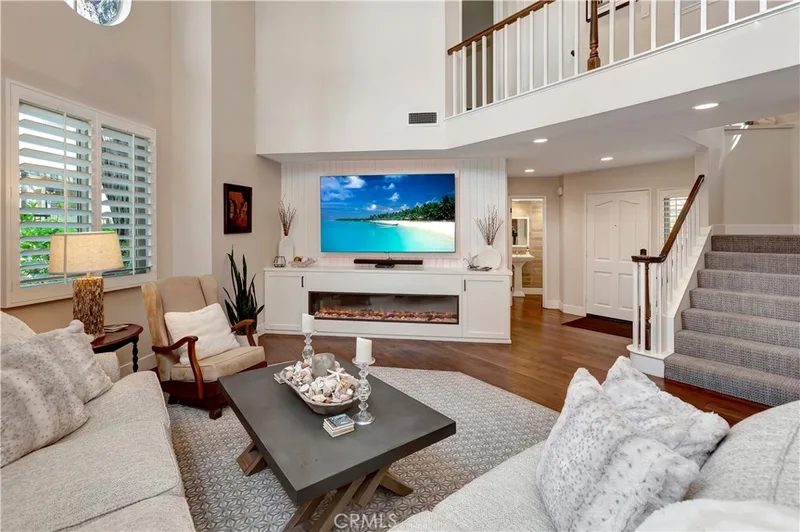 515 Bay Hill Drive, Newport Beach, CA 92660