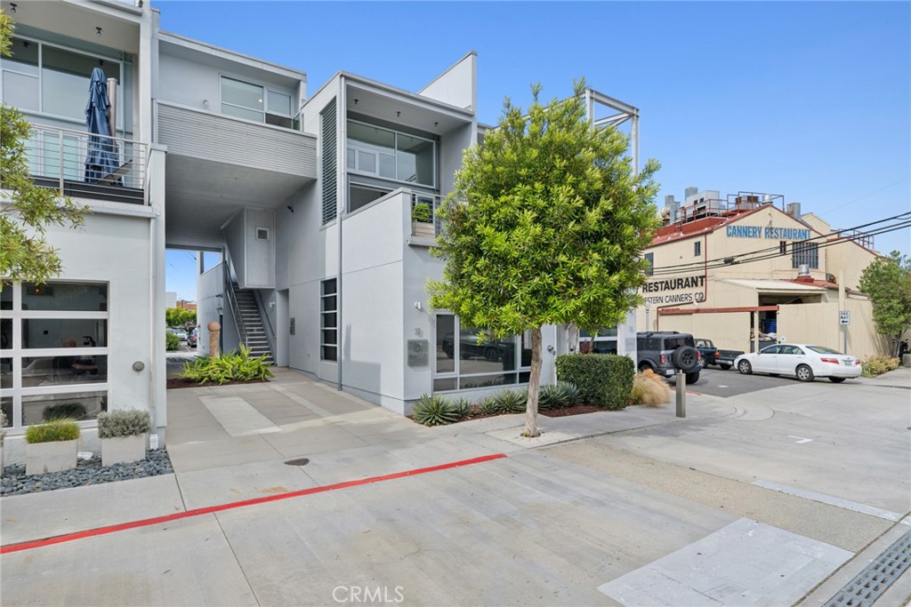 517 30th Street, Newport Beach CA 92663 - photo 4
