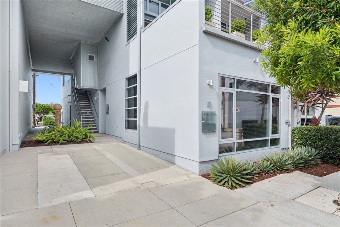 517 30th Street, Newport Beach CA 92663 - photo 5