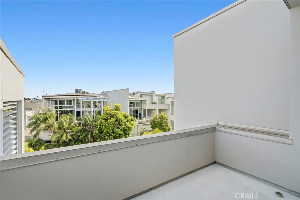 517 30th Street, Newport Beach CA 92663 - photo 25