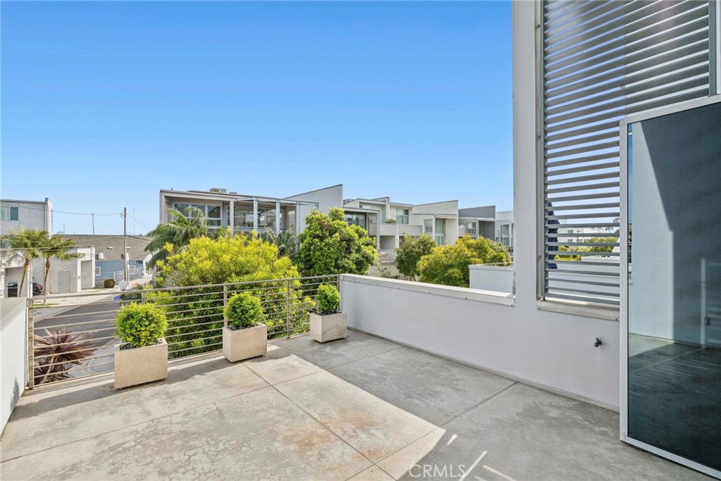 517 30th Street, Newport Beach CA 92663 - photo 13