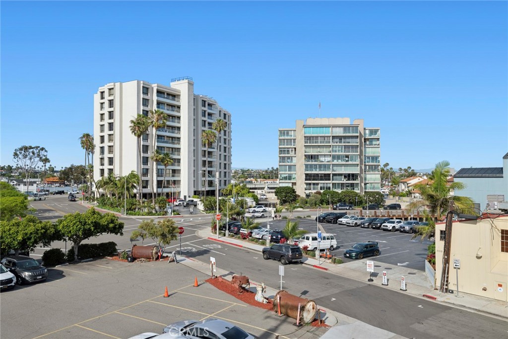 517 30th Street, Newport Beach CA 92663 - photo 21