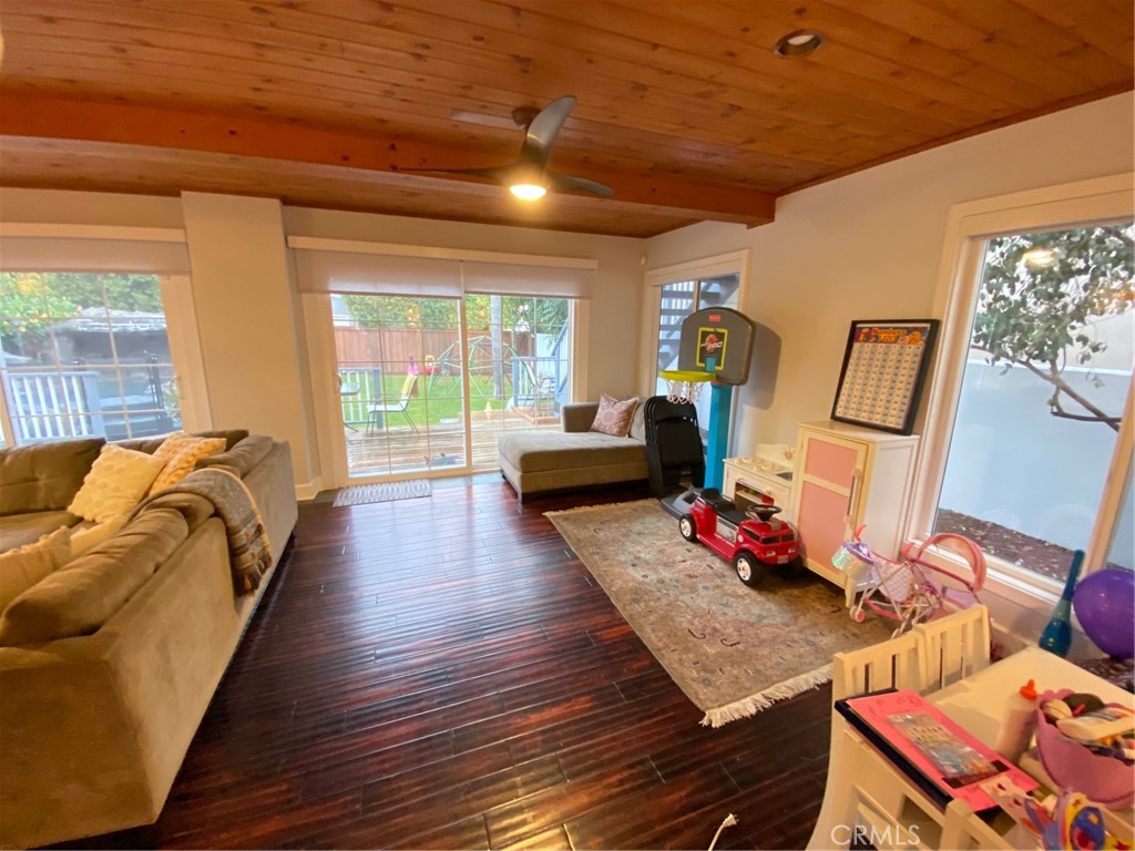 518 Westminster Avenue, Newport Beach CA 92663 - photo 9