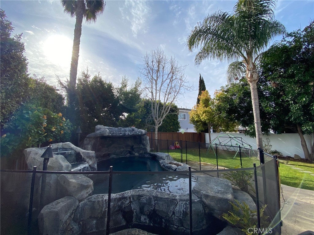 518 Westminster Avenue, Newport Beach CA 92663 - photo 19