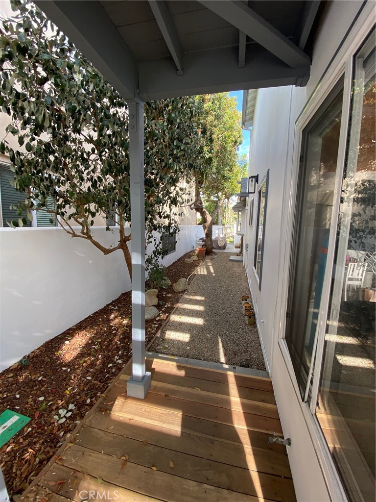 518 Westminster Avenue, Newport Beach CA 92663 - photo 21