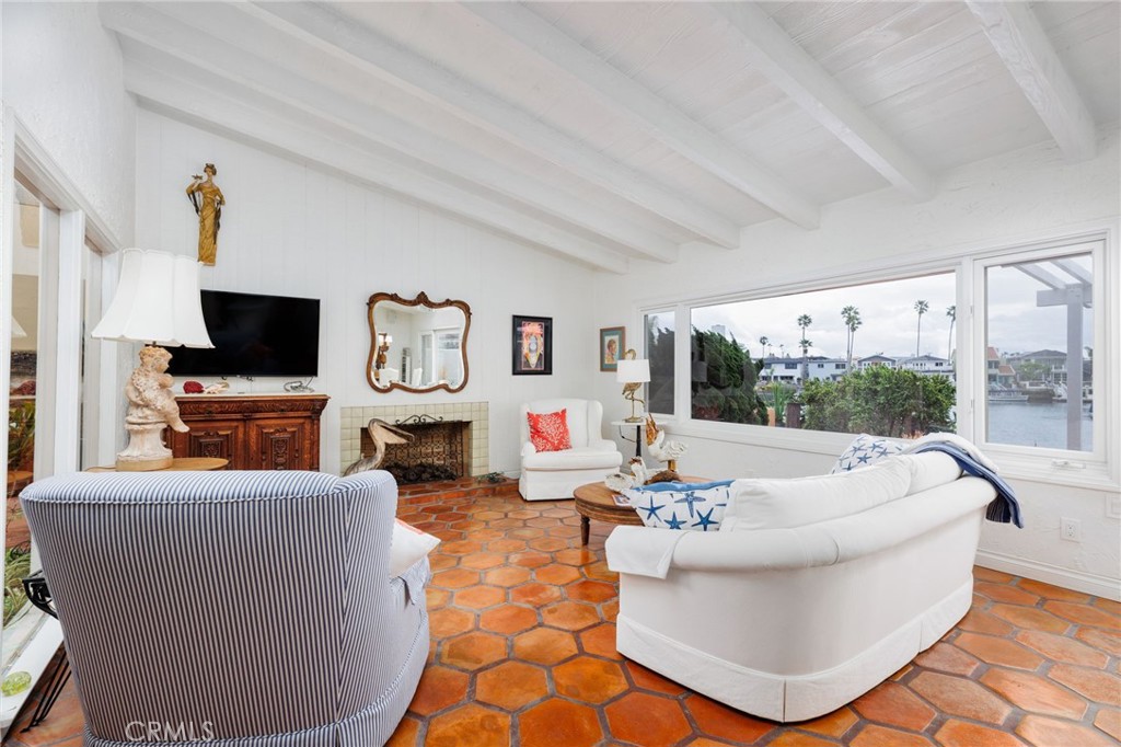 52 Balboa Coves, Newport Beach CA 92663 - photo 2