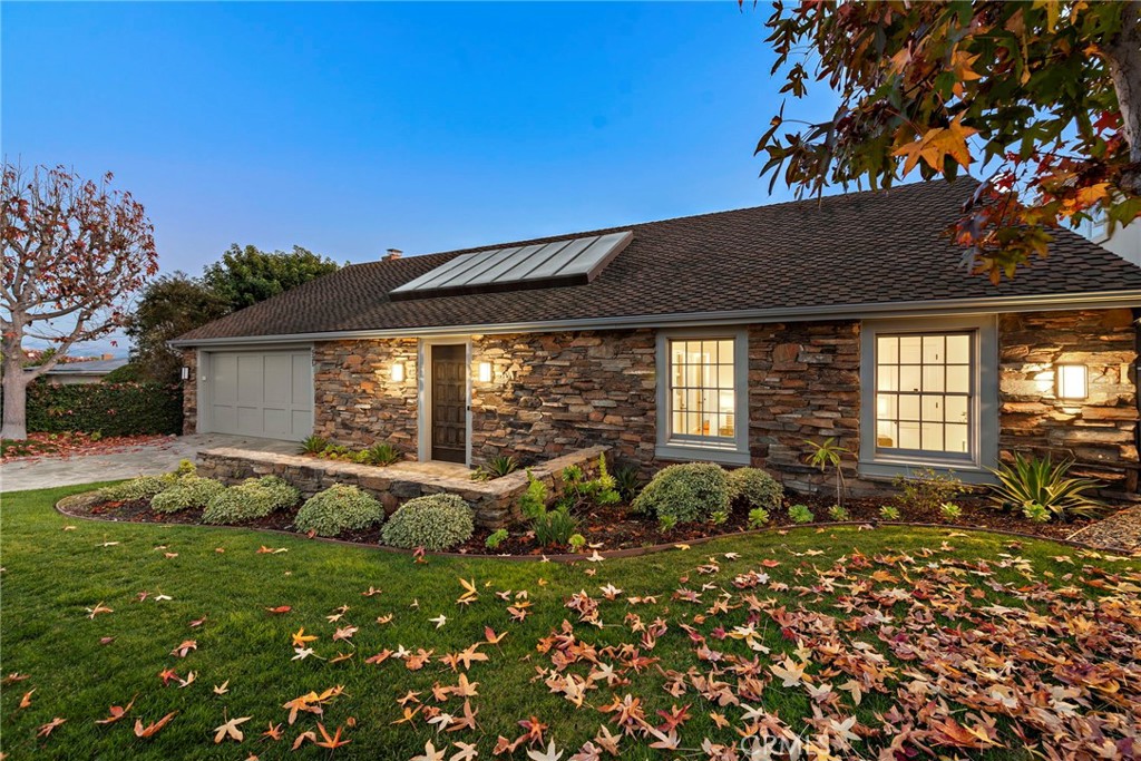 521 Kings Road, Newport Beach CA 92663 - photo 12