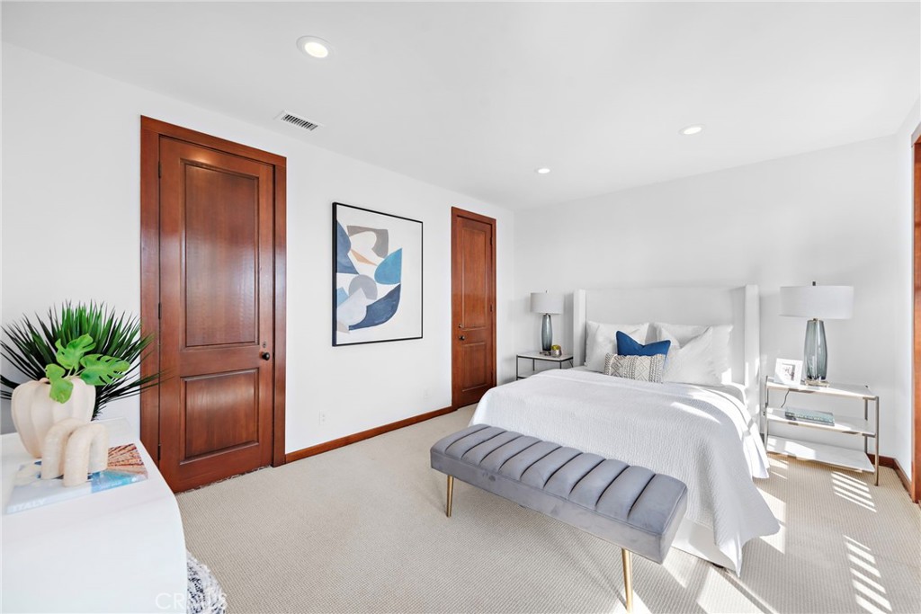 521 Kings Road, Newport Beach CA 92663 - photo 32