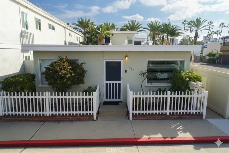 522 Clubhouse Avenue, Newport Beach