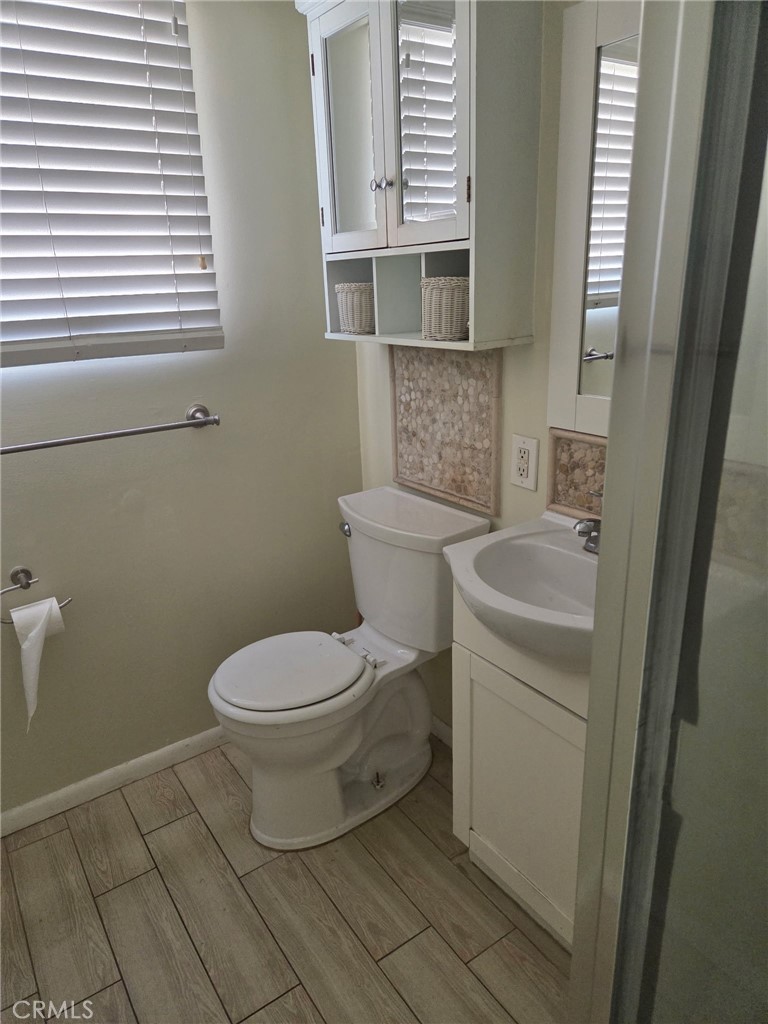 522 Clubhouse Avenue, Newport Beach CA 92663 - photo 3