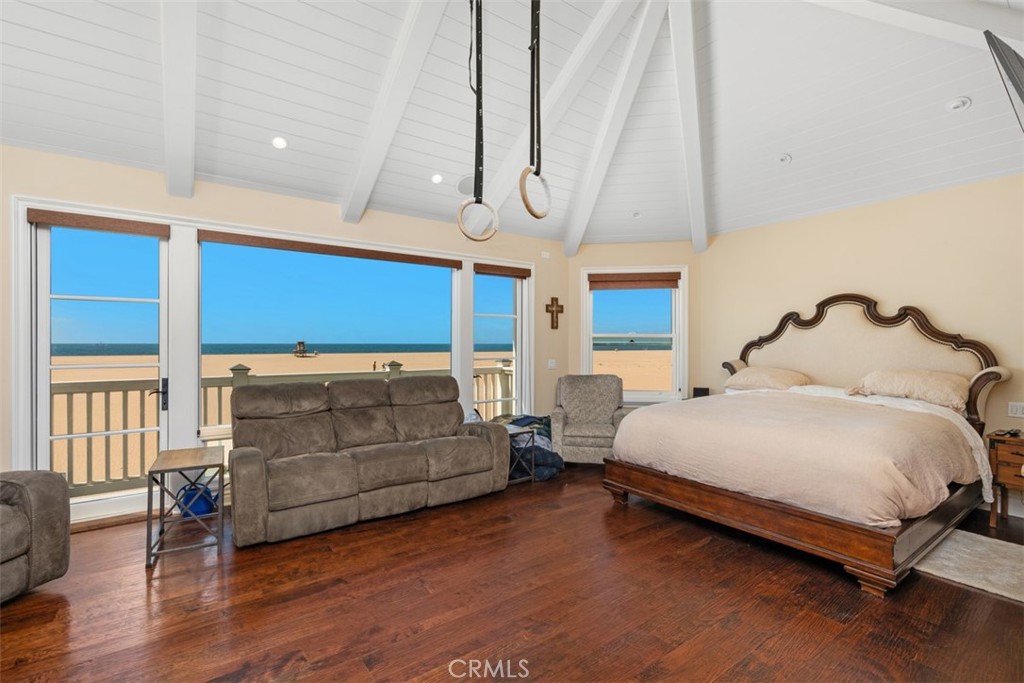 522 W Oceanfront, Newport Beach CA 92661 - photo 21