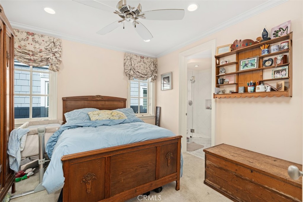 522 W Oceanfront, Newport Beach CA 92661 - photo 30