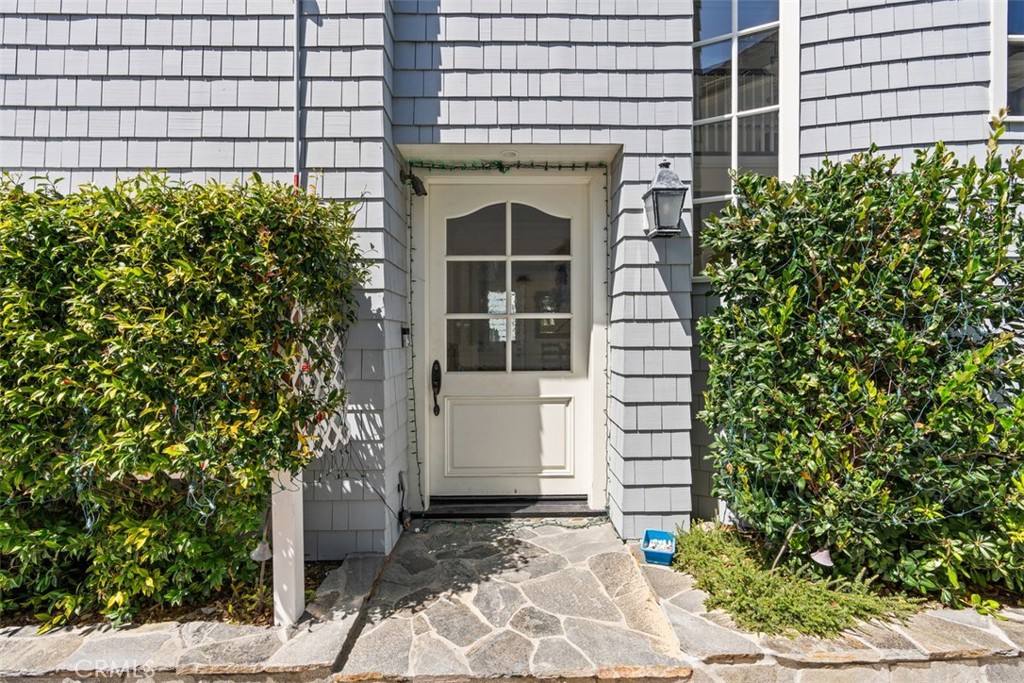 522 W Oceanfront, Newport Beach CA 92661 - photo 39