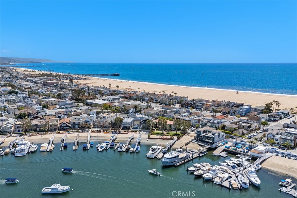 522 W Oceanfront, Newport Beach CA 92661 - photo 45