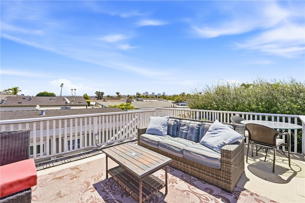 53 Saratoga, Newport Beach CA 92660 - photo 29