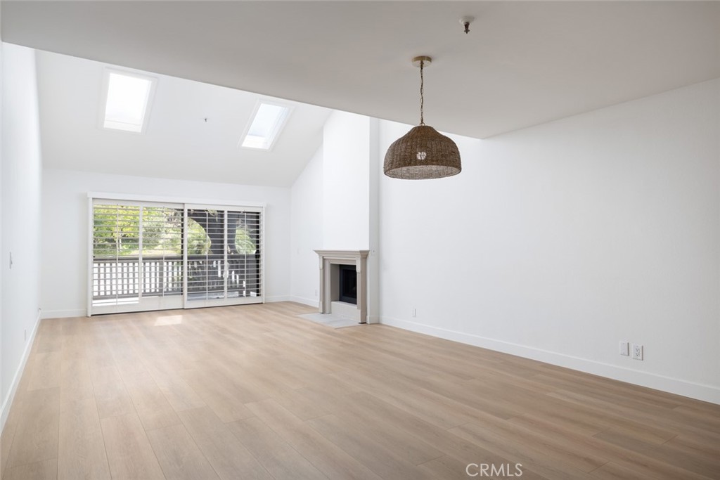 55 Sea Island, Newport Beach CA 92660 - photo 2