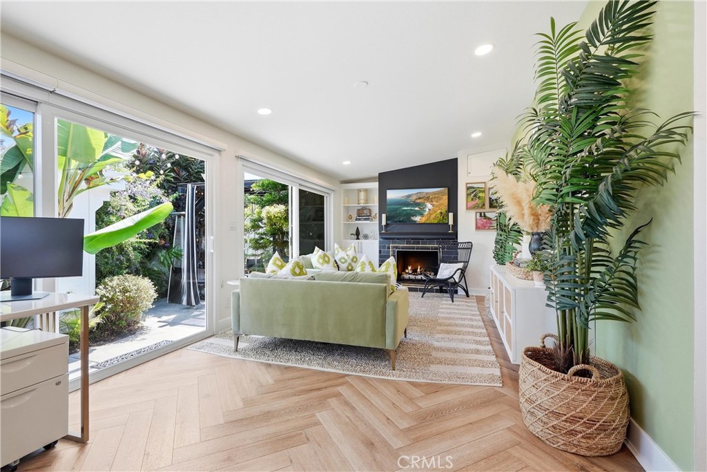 58 Saratoga, Newport Beach CA 92660 - photo 6