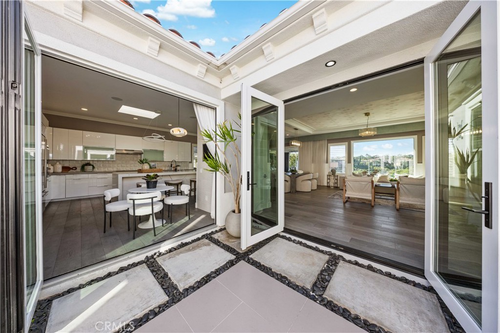 58 Victoria, Newport Beach CA 92660 - photo 28