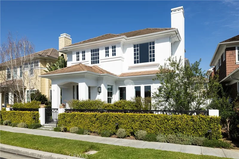 6 Edgewood Drive, Newport Beach, CA 92660