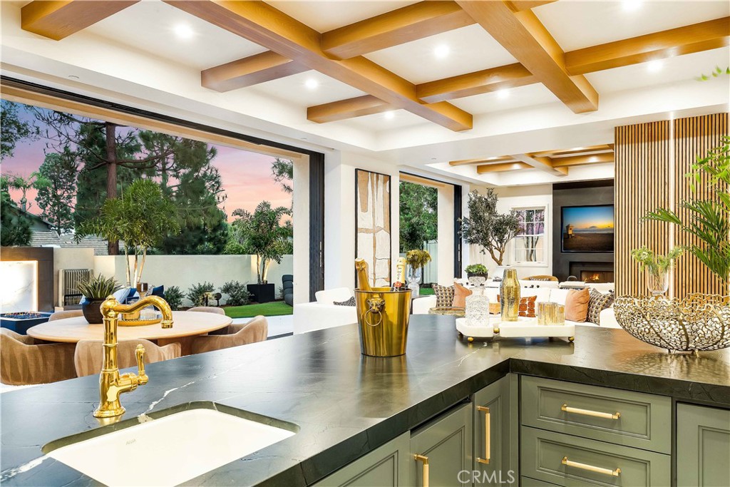 6 Pinehurst Ln, Newport Beach CA 92660 - photo 18