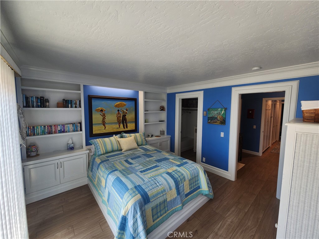 600 E Oceanfront 1D, Newport Beach CA 92661 - photo 11